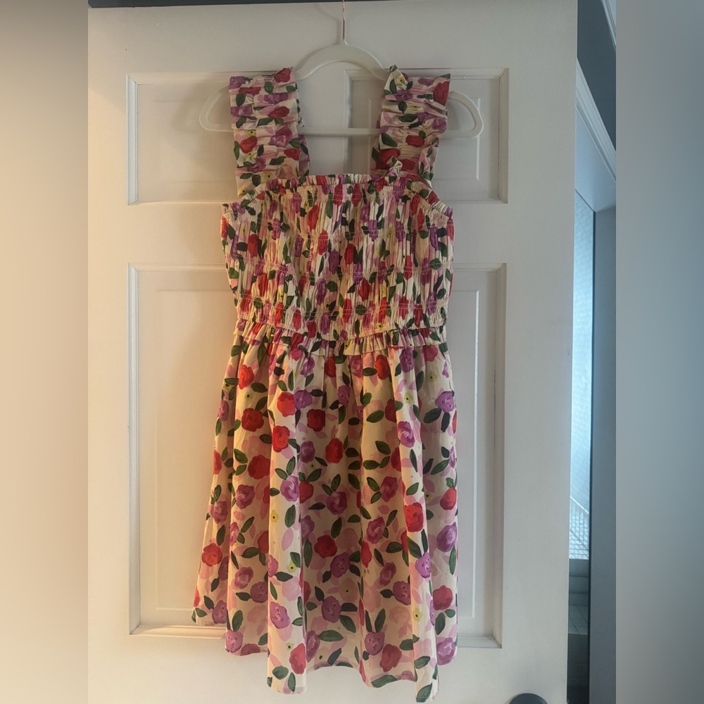 NWT English factory, size medium, so flattering!